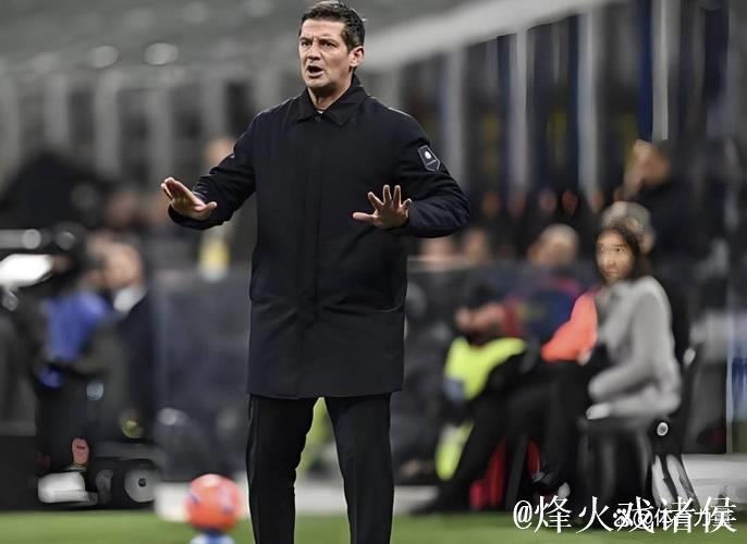 连输米兰马竞,齐沃赛后在更衣室与马洛塔和奥西 连输米兰马竞,齐沃赛后在更衣室与马洛塔和奥西